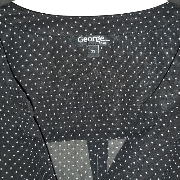 Oversized, Sheer polka dot blouse - Picture 6 of 7